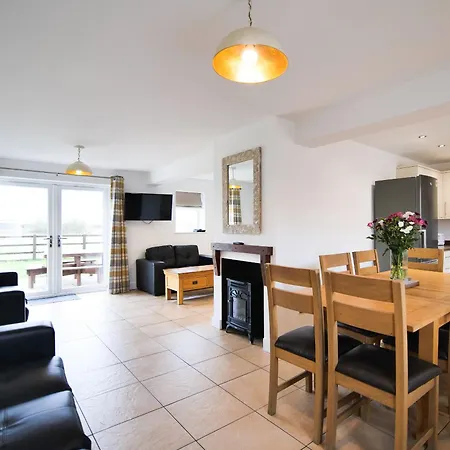 Semesterbostad 8 - Ukc3185